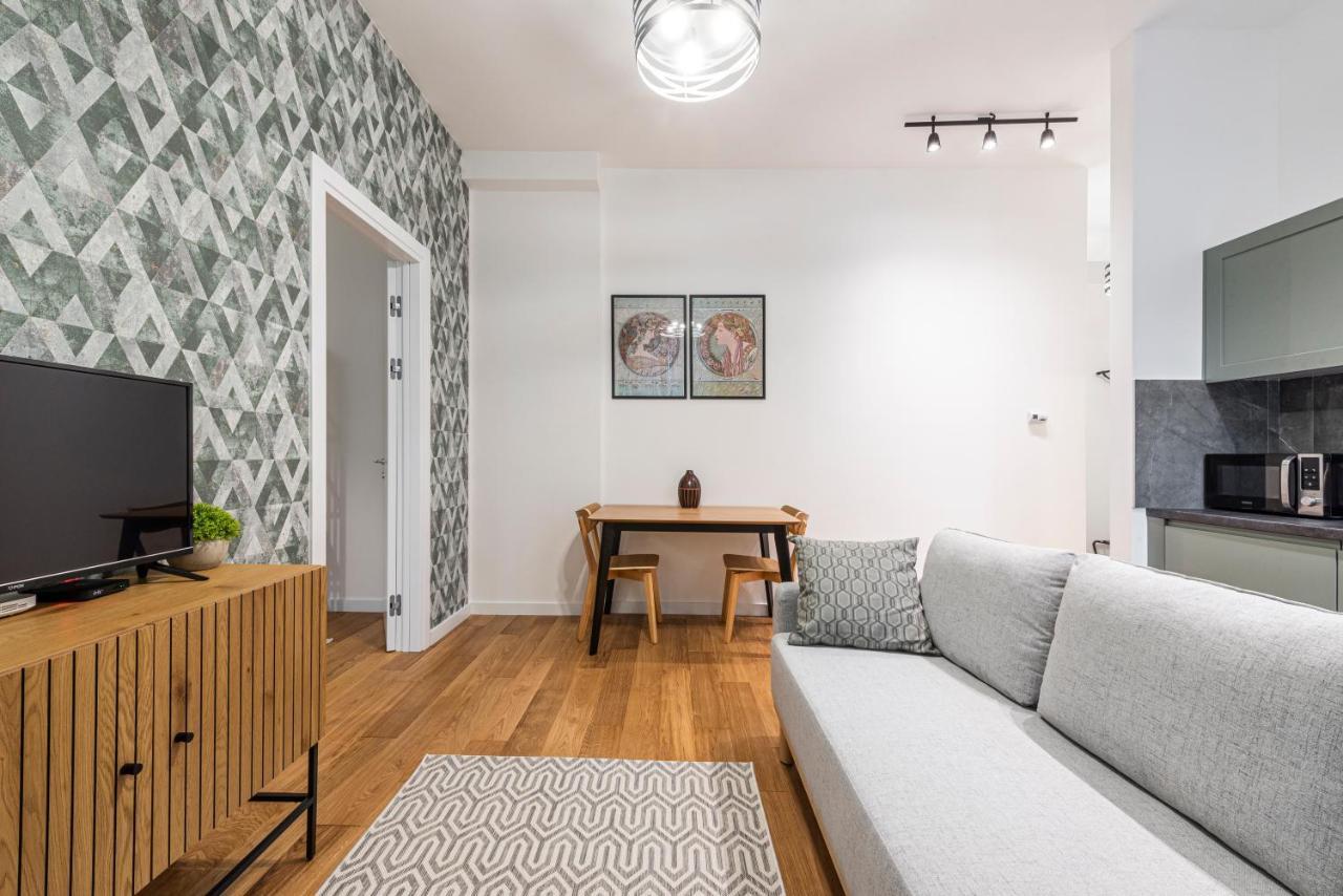 Vertigo One Bedroom Apartment-Free Private Parking Novi Sad Exterior foto