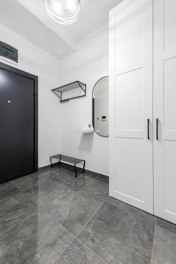 Vertigo One Bedroom Apartment-Free Private Parking Novi Sad Exterior foto
