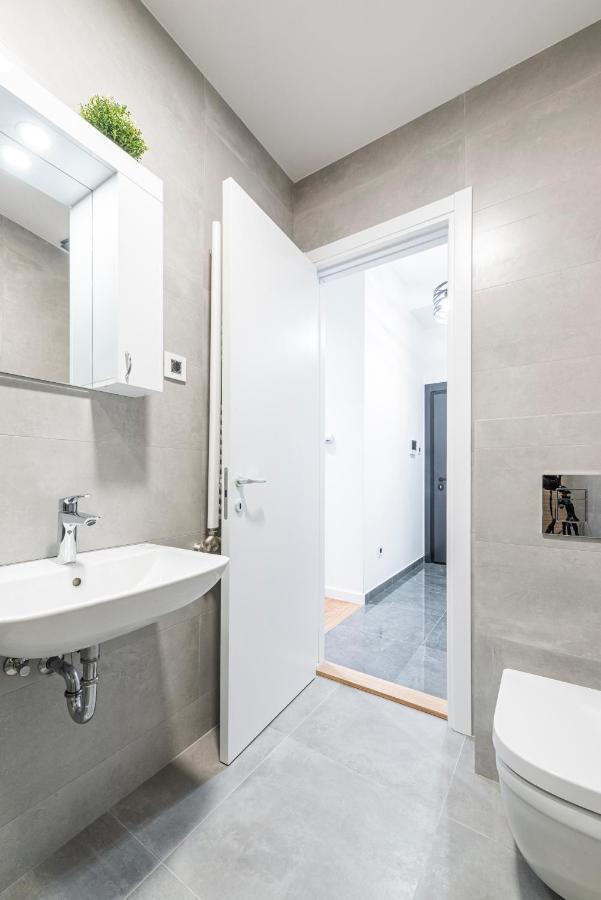 Vertigo One Bedroom Apartment-Free Private Parking Novi Sad Exterior foto
